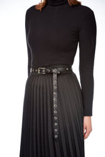 Laden Sie das Bild in den Galerie-Viewer, Rufen Sie 20742 Hoops Eyelets an
